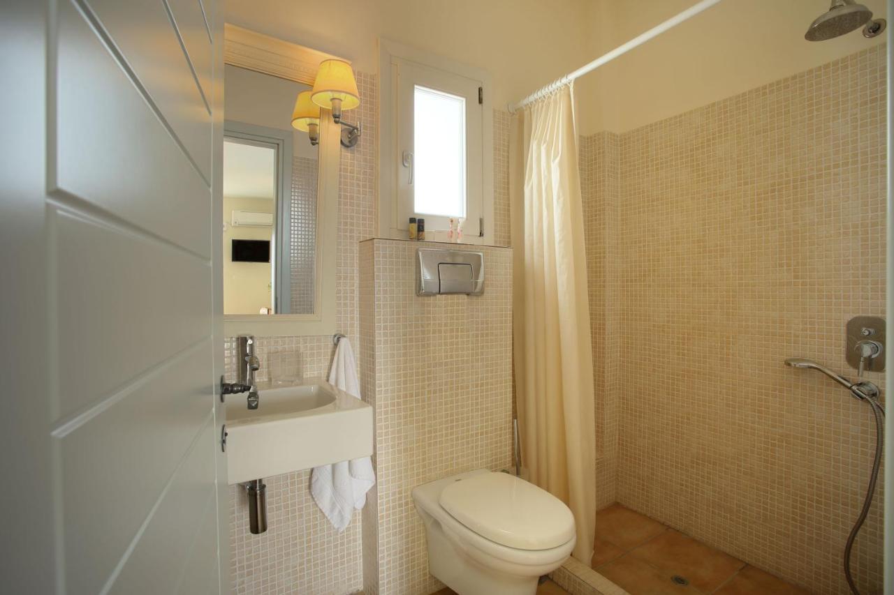Aeolos Hotel Koufonisia Ngoại thất bức ảnh