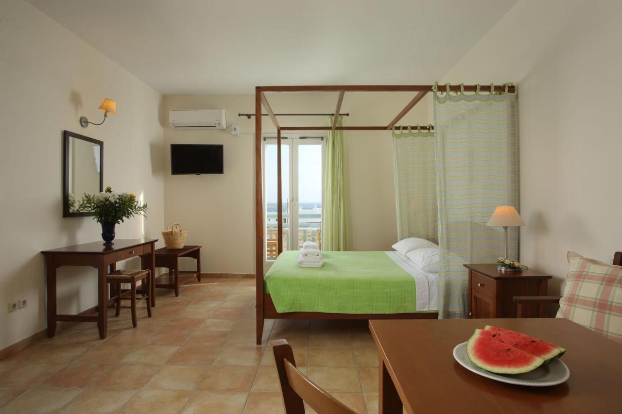Aeolos Hotel Koufonisia Ngoại thất bức ảnh