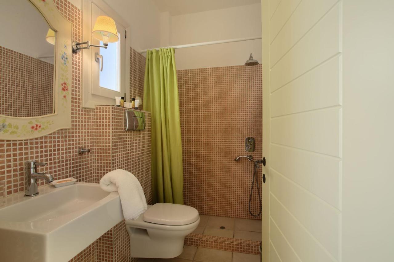 Aeolos Hotel Koufonisia Ngoại thất bức ảnh